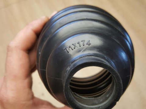 OSŁONA PRZEGUBU PÓŁOSI NAPĘDOWEJ T1X174 OSŁONA PRZEGUBU PÓŁOSI NAPĘDOWEJ T1X174