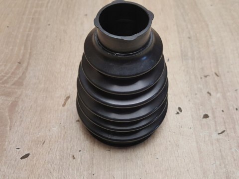 OSŁONA PRZEGUBU PÓŁOSI NAPĘDOWEJ T2X421 OSŁONA PRZEGUBU PÓŁOSI NAPĘDOWEJ T2X421