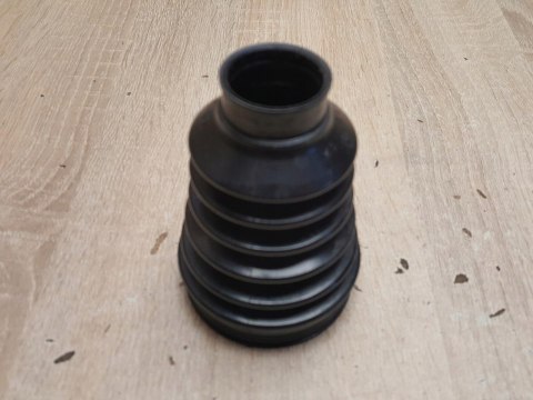 OSŁONA PRZEGUBU PÓŁOSI NAPĘDOWEJ T2H930 OSŁONA PRZEGUBU PÓŁOSI NAPĘDOWEJ T2H930