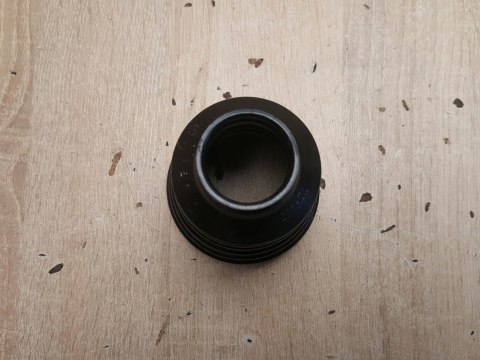 OSŁONA PRZEGUBU PÓŁOSI NAPĘDOWEJ T2H930 OSŁONA PRZEGUBU PÓŁOSI NAPĘDOWEJ T2H930