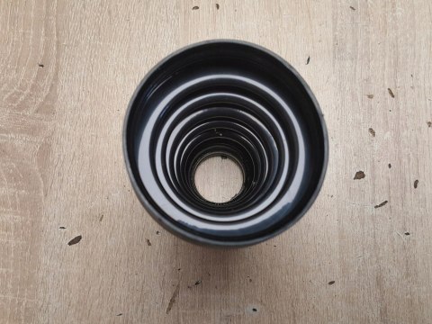 OSŁONA PRZEGUBU PÓŁOSI NAPĘDOWEJ T2H930 OSŁONA PRZEGUBU PÓŁOSI NAPĘDOWEJ T2H930