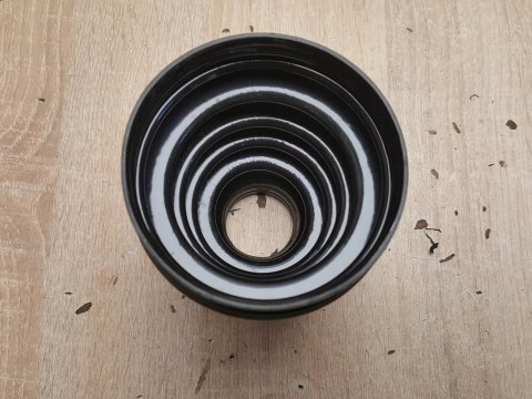 OSŁONA PRZEGUBU PÓŁOSI NAPĘDOWEJ T3X318 OSŁONA PRZEGUBU PÓŁOSI NAPĘDOWEJ T3X318