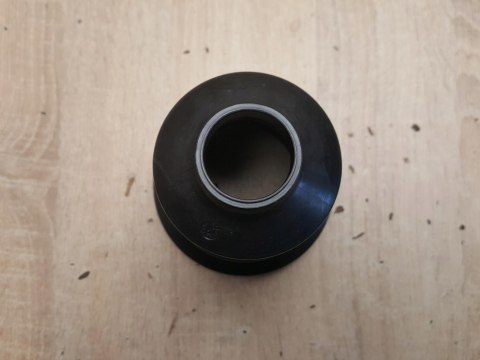 OSŁONA PRZEGUBU PÓŁOSI NAPĘDOWEJ T3H342