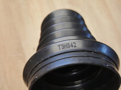 OSŁONA PRZEGUBU PÓŁOSI NAPĘDOWEJ T3H342