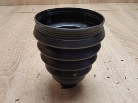 OSŁONA PRZEGUBU PÓŁOSI NAPĘDOWEJ V6-22035B1 OSŁONA PRZEGUBU PÓŁOSI NAPĘDOWEJ V6-22035B1