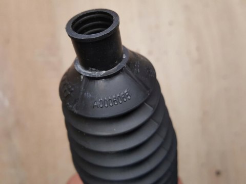 OSŁONA PRZEKŁADNI KIEROWNICZEJ DRĄŻKA D01239