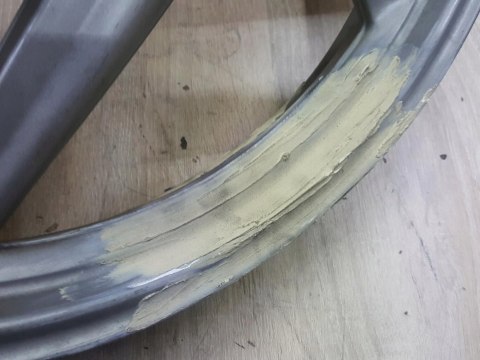 BMW R1200 GS KOŁO FELGA PRZÓD PRZEDNIE 19" BMW R1200 GS KOŁO FELGA PRZÓD PRZEDNIE 19"