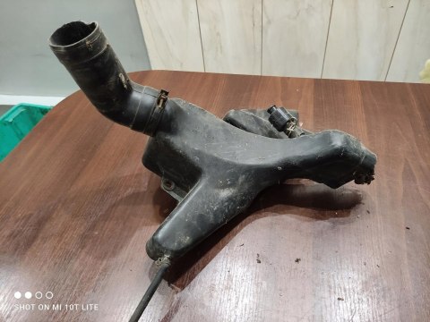 KAWASAKI ZZR 600 AIRBOX WLOT POWIETRZA KAWASAKI ZZR 600 AIRBOX WLOT POWIETRZA