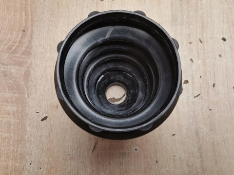 OSŁONA PRZEGUBU PÓŁOSI NAPĘDOWEJ 10202532 OSŁONA PRZEGUBU PÓŁOSI NAPĘDOWEJ 10202532