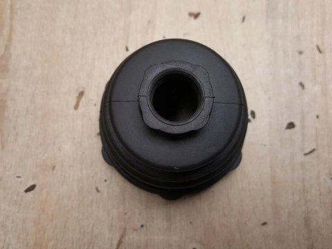 OSŁONA PRZEGUBU PÓŁOSI NAPĘDOWEJ 1H824-1