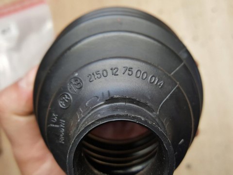 OSŁONA PRZEGUBU PÓŁOSI NAPĘDOWEJ 2150127500014 OSŁONA PRZEGUBU PÓŁOSI NAPĘDOWEJ 2150127500014