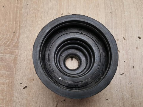 OSŁONA PRZEGUBU PÓŁOSI NAPĘDOWEJ C-6132