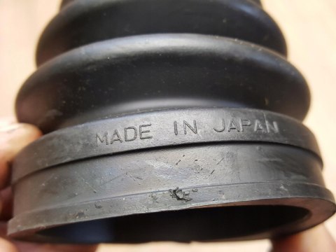 OSŁONA PRZEGUBU PÓŁOSI NAPĘDOWEJ C-8001