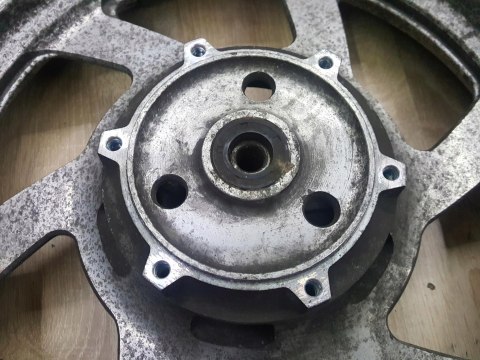 YAMAHA FZX 750 FAZER KOŁO FELGA PRZÓD PRZEDNIE 16 YAMAHA FZX 750 FAZER KOŁO FELGA PRZÓD PRZEDNIE 16