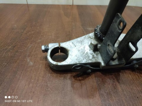 ZIPP STAR 250 ZONGSHEN V2 PÓŁKA DOLNA SZTYCA ZIPP STAR 250 ZONGSHEN V2 PÓŁKA DOLNA SZTYCA
