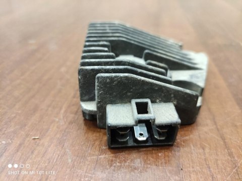 ZIPP STAR 250 ZONGSHEN V2 REGULATOR NAPIĘCIA