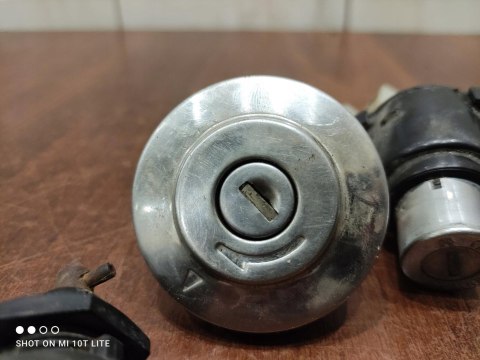 ZIPP STAR 250 ZONGSHEN V2 STACYJKA KOREK WLEWU KPL ZIPP STAR 250 ZONGSHEN V2 STACYJKA KOREK WLEWU KPL
