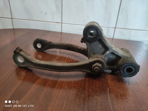 KAWASAKI ZZR 600 KIWAK KOŁYSKA MOCOWANIE UCHWYT KAWASAKI ZZR 600 KIWAK KOŁYSKA MOCOWANIE UCHWYT