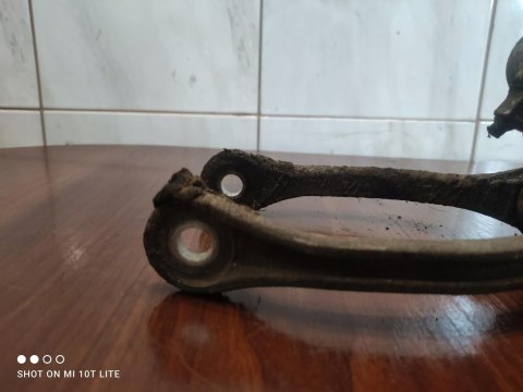 KAWASAKI ZZR 600 KIWAK KOŁYSKA MOCOWANIE UCHWYT KAWASAKI ZZR 600 KIWAK KOŁYSKA MOCOWANIE UCHWYT