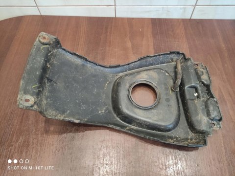 KYMCO MXU 300 OSŁONA PLASTIK OWIEWKA ZBIORNIKA KYMCO MXU 300 OSŁONA PLASTIK OWIEWKA ZBIORNIKA