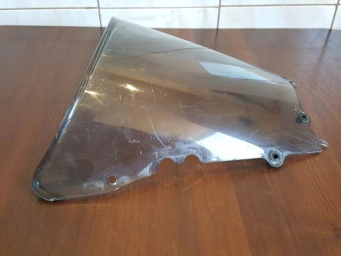 YAMAHA YZF R6 5EB 98-02 SZYBA SZYBKA OWIEWKA YAMAHA YZF R6 5EB 98-02 SZYBA SZYBKA OWIEWKA