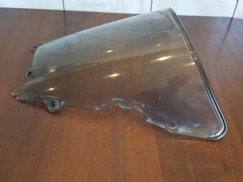 YAMAHA YZF R6 5EB 98-02 SZYBA SZYBKA OWIEWKA YAMAHA YZF R6 5EB 98-02 SZYBA SZYBKA OWIEWKA