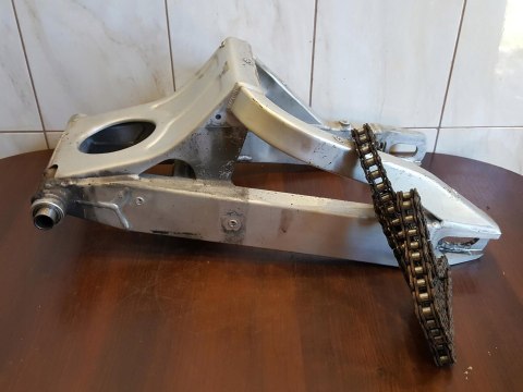 YAMAHA YZF R6 5EB 98-02 WAHACZ TYŁ TYLNY YAMAHA YZF R6 5EB 98-02 WAHACZ TYŁ TYLNY