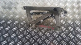 Peugeot Satelis 125 Kompresor Wachacz, Mocowanie