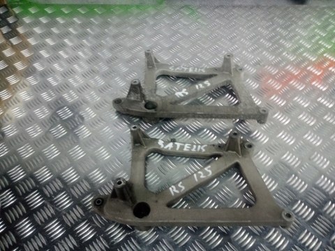Peugeot Satelis RS 125, Wachacz, mocowanie koła