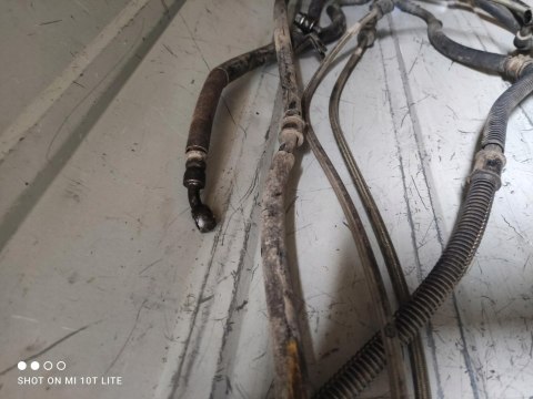 KYMCO MXU KXR 250 ROZDZIELACZ PRZEWODY HAMULCOWE