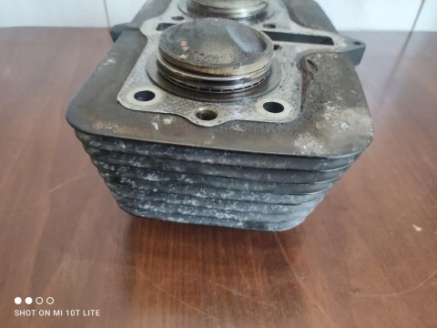 SUZUKI GS 450 CYLINDER CYLINDRY TŁOKI KPL SUZUKI GS 450 CYLINDER CYLINDRY TŁOKI KPL