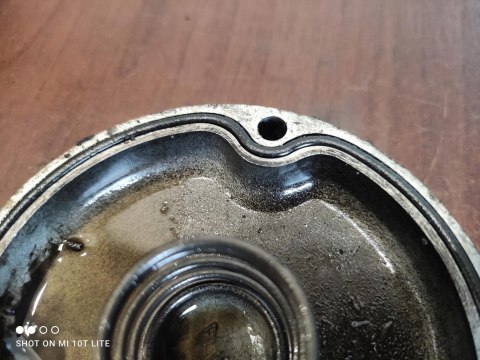 SUZUKI GS 450 DEKIEL POKRYWA KAPA SILNIKA SUZUKI GS 450 DEKIEL POKRYWA KAPA SILNIKA