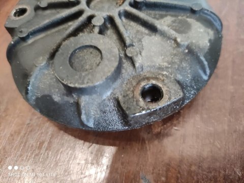 SUZUKI GS 450 DEKIEL POKRYWA KAPA SILNIKA SUZUKI GS 450 DEKIEL POKRYWA KAPA SILNIKA