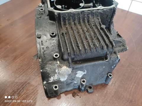 SUZUKI GS 450 KARTERY BLOK SILNIKA SUZUKI GS 450 KARTERY BLOK SILNIKA