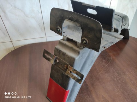 SUZUKI GS 450 NADKOLE WYPEŁNIENIE ZADUPKA OGON SUZUKI GS 450 NADKOLE WYPEŁNIENIE ZADUPKA OGON