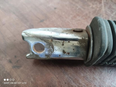 SUZUKI GS 450 PODNÓŻKI SETY KPL X2 SUZUKI GS 450 PODNÓŻKI SETY KPL X2