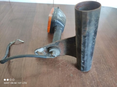 SUZUKI GS 450 UCHWYT LAMPY MOCOWANIE KIERUNEK SUZUKI GS 450 UCHWYT LAMPY MOCOWANIE KIERUNEK