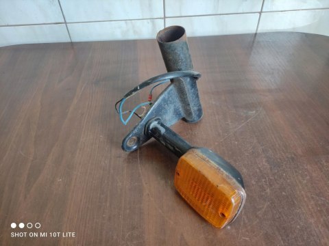 SUZUKI GS 450 UCHWYT LAMPY MOCOWANIE KIERUNEK SUZUKI GS 450 UCHWYT LAMPY MOCOWANIE KIERUNEK