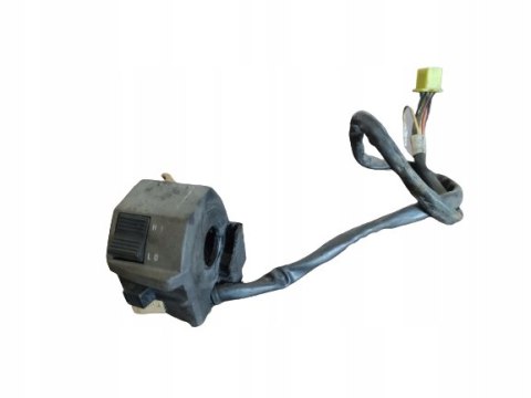 SUZUKI GS 450 WŁĄCZNIK PRZEŁĄCZNIK ŚWIATEŁ LEWY