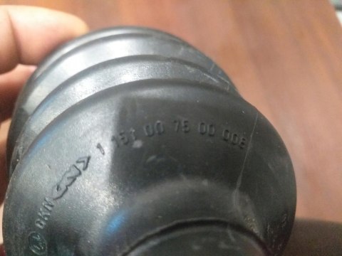 OSŁONA PRZEGUBU PÓŁOSI GKN 1151007500008