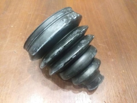 OSŁONA PRZEGUBU PÓŁOSI GKN BO 1150157500015 9007 OSŁONA PRZEGUBU PÓŁOSI GKN BO 1150157500015 9007