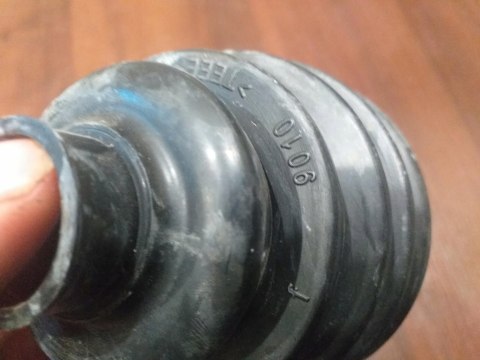 OSŁONA PRZEGUBU PÓŁOSI GKN BO 2152107500066 9010 OSŁONA PRZEGUBU PÓŁOSI GKN BO 2152107500066 9010