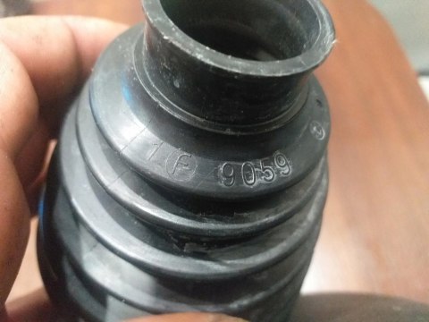 OSŁONA PRZEGUBU PÓŁOSI NAPĘDOWEJ 1F9059 OSŁONA PRZEGUBU PÓŁOSI NAPĘDOWEJ 1F9059