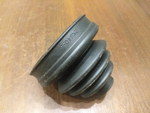 OSŁONA PRZEGUBU PÓŁOSI NAPĘDOWEJ 2X640-5 OSŁONA PRZEGUBU PÓŁOSI NAPĘDOWEJ 2X640-5