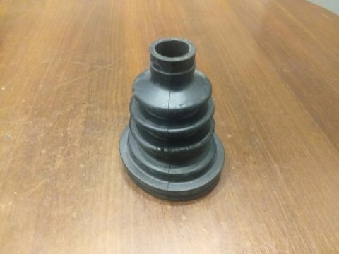 OSŁONA PRZEGUBU PÓŁOSI NAPĘDOWEJ 2H330-6