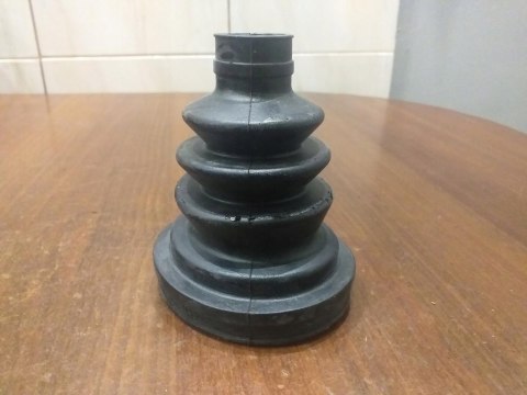 OSŁONA PRZEGUBU PÓŁOSI NAPĘDOWEJ 2H330-6