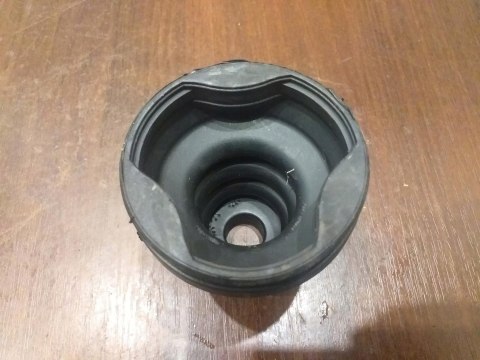 OSŁONA PRZEGUBU PÓŁOSI NAPĘDOWEJ 2H374-1