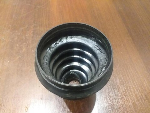 OSŁONA PRZEGUBU PÓŁOSI NAPĘDOWEJ A02017-003 OSŁONA PRZEGUBU PÓŁOSI NAPĘDOWEJ A02017-003