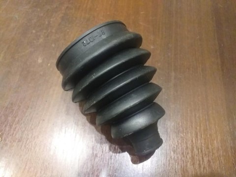 OSŁONA PRZEGUBU PÓŁOSI NAPĘDOWEJ BT-1072