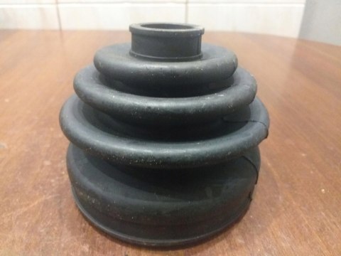 OSŁONA PRZEGUBU PÓŁOSI NAPĘDOWEJ BT-115